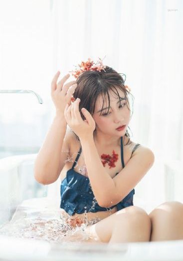 欧美女生图片呆萌_1080电影在线观看
